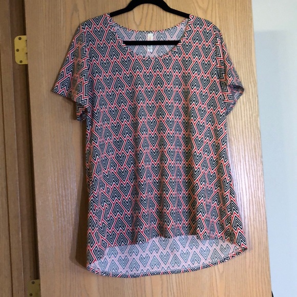 XL LulaRoe Tshirt - Picture 1 of 1